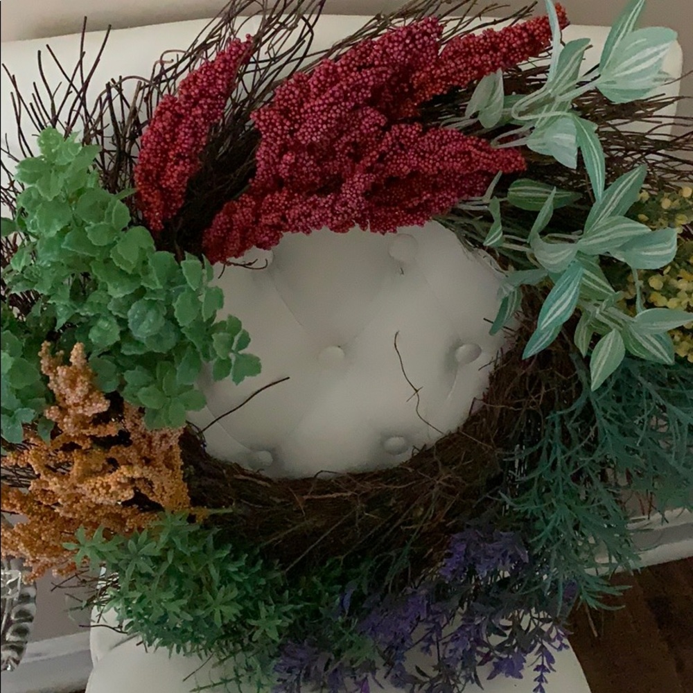 Floral Door or Wall Hanging 24Inch Preownedèt